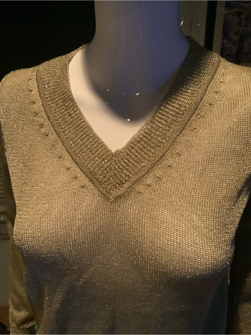 Adam et Rope Japanese Metallic Gold V-Neck Women's Sweater - Picture 3 of 7